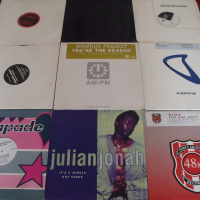 bundle-4 945010556